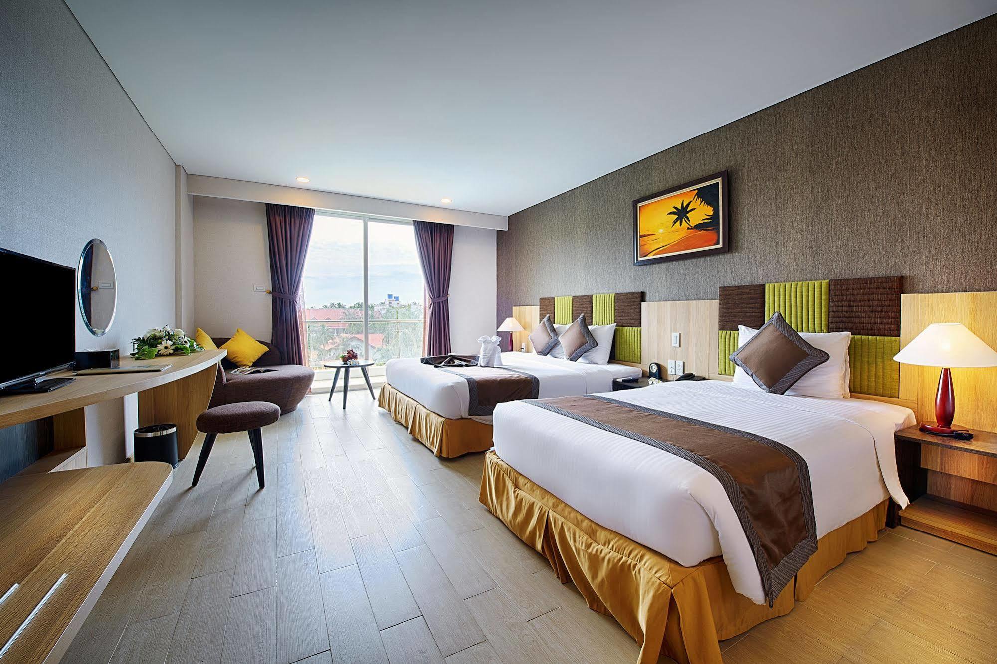 Muong Thanh Holiday Muine Hotel Mui Ne Bagian luar foto
